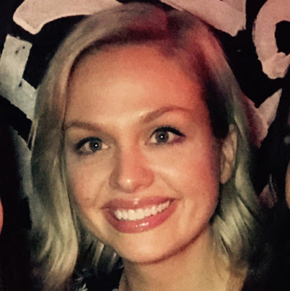 Meet your Posher, Lauren - Picture 1 of 1